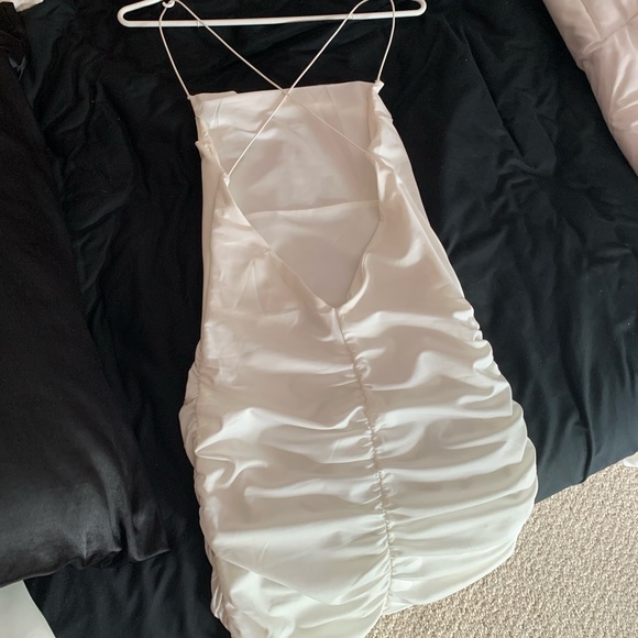 *SOLD* Tiger Mist Tight White Dress - Picture 4 of 4